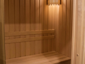 Отель Tenir Eco