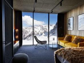 Отель Tenir Eco