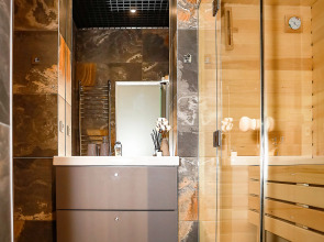 Новые Luxury апартаменты с сауной в самом центре города