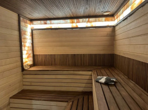 Отель Manresa Family Resort