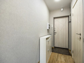 Квартира Стильная Студия в Центре Города на Жидкова