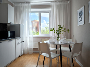 Квартира Светлая Двухкомнатная