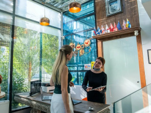 Discovery Hotel
