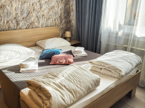 Отель Мира-Locus