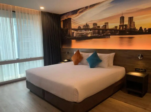 Отель Manhattan Sukhumvit Bangkok