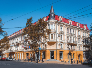 UNO Hotel