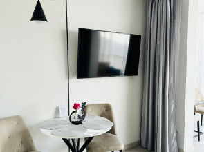 Апартаменты с Видом на Лес и Море