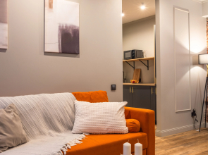 Комфортная двухкомнатная квартира в самом центре