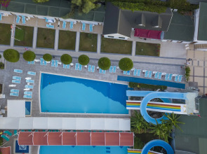 Отель Armas Beach