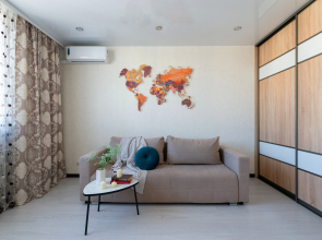 Grafit u-mat-i-ditjaV Zhk Aprel Apartments