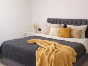 Apartment in a new building with a city view near the Volga