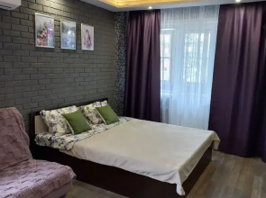 Na Kvartalnom Proyezde 12 Flat