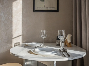 Квартира Светлая на центральной площади до 6 человек