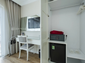Отель Ten Rooms Istanbul Hotel