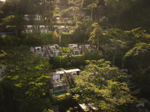 Курортный отель Dinso Resort & Villas Phuket, Vignette Collection by IHG