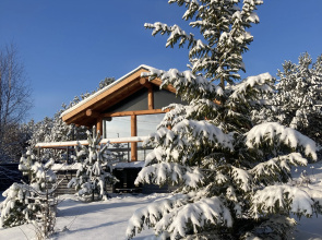 Zapadnaya Dacha V Taruse Private house