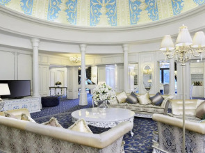 Отель Ambassadori Hotel Tbilisi