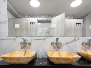 Хостел M&DHost