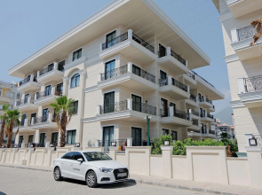 SA Apartments! 1BD Flat 350 m to Cleopatra Beach Apartments