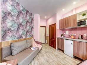 Апартаменты 2 Уютные на Пионерской Улице Петроградской Стороны (ЧК2)