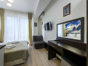 Апартаменты Оплот - С балконом 9