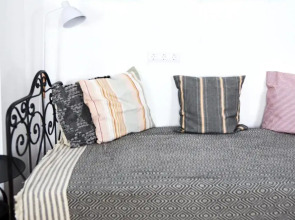 Апартаменты ДзенХоум Символ 8