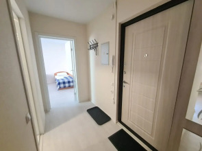 Apartments HomeHotel on Korablestroitelej avenue, bld. 62/1