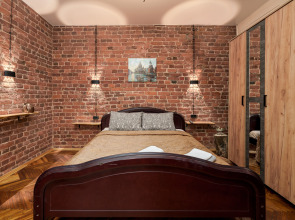 Апартаменты SREDNYAYA PODYACHESKAYA 6 APARTMENTS Просторные трехкомнатные апартаменты Park Lane Inn для 3-х взрослых