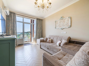 Квартира Окно в Париж