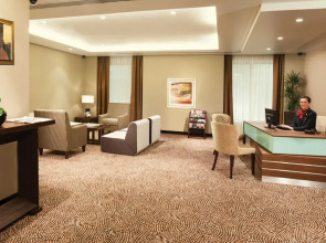 Carlton Downtown Hotel