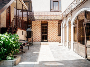 Zamok Guest house