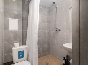 Апартаменты Студия с дизайнерским ремонтом