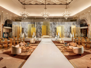 Отель Al Habtoor Palace