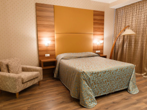 Отель Журавинка