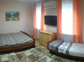 Dvukhkomnatnye V Tsentre Tuapse U Gorodskogo Parka Apartments