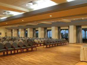 Отель Constantinou Bros Athena Royal Beach