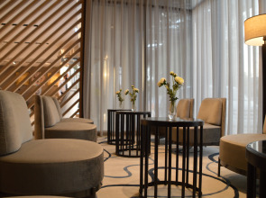 Отель Beach Walk