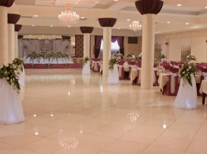 Отель Милана