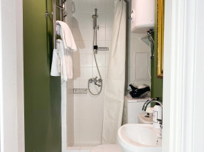 Апартаменты Счастье Жить в Тихом Центре Севастополя