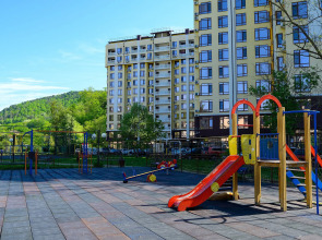 Просторная стильная квартира с видом на горы. Кватро 43