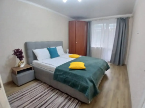 Stilnaya 2kh komn. Apartament U Dvortsa Sporta Flat