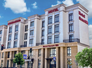Отель Garnet Mir