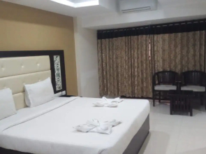 Sri Guru Inn By Omatra Hotel