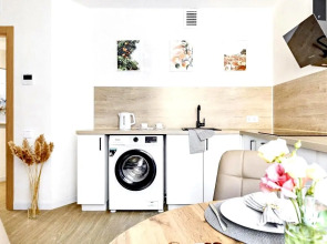 Апартаменты на Уральской 75/6