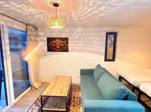 House of Tayan Hotel - Lakeside Cabins