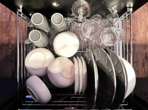 Апартаменты УHИKAЛЬНAЯ СTУДИЯ С МИНИ-БАСCЕЙHОМ НA ДВOИХ!