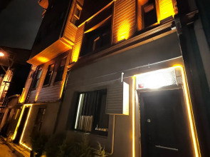 Отель Blue Sophia Suites