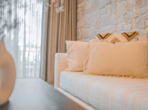 Отель Kimera Lounge