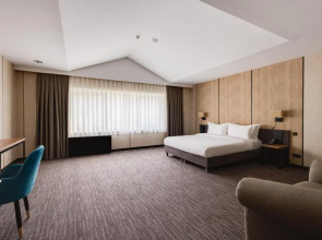 Pyramids Resorts, Charvak