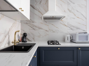 Апартаменты Скайлайт на Свечном